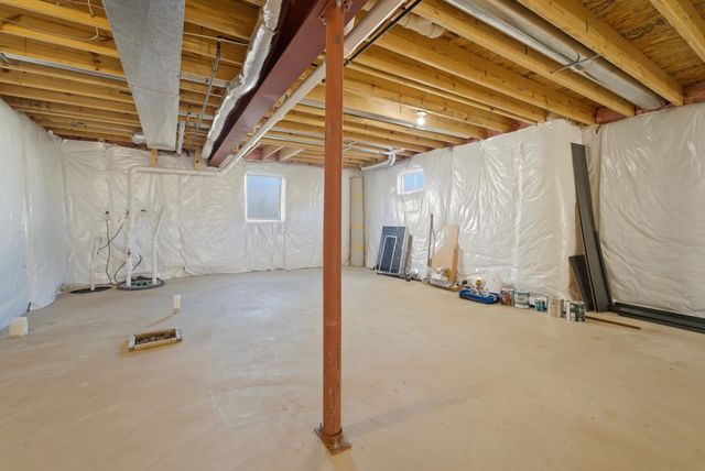 3104 Westwind Drive, Valparaiso, IN 46385