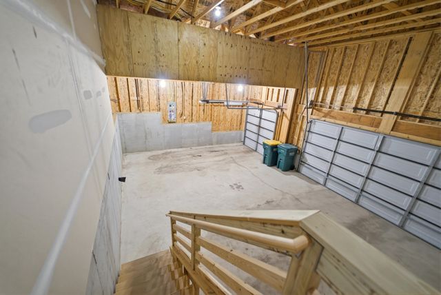 3104 Westwind Drive, Valparaiso, IN 46385