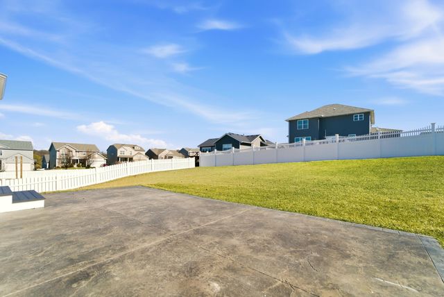 3104 Westwind Drive, Valparaiso, IN 46385