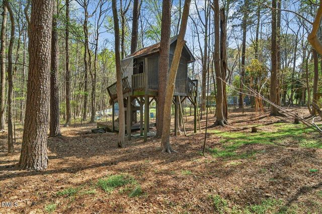 121 Fox Run Road, Youngsville, NC 27596