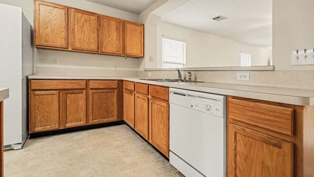 7826 Chervil Lane, Baytown, TX 77521
