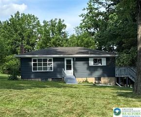 84 Moorestown Drive, Moore Twp, PA 18014