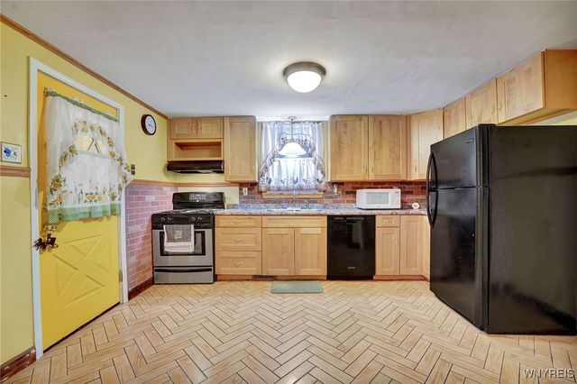 115 Southern Parkway, Cheektowaga, NY 14225