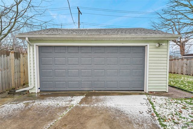 115 Southern Parkway, Cheektowaga, NY 14225