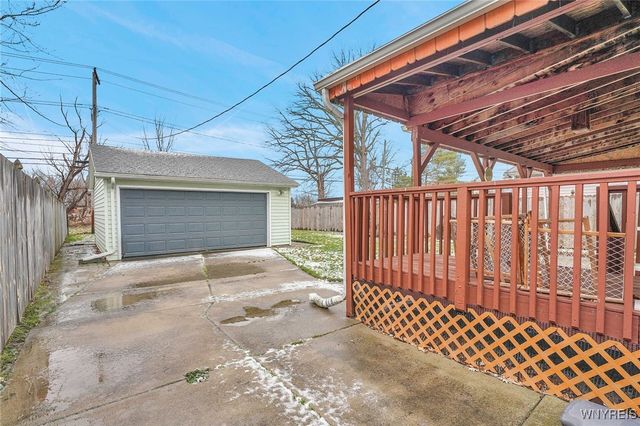 115 Southern Parkway, Cheektowaga, NY 14225