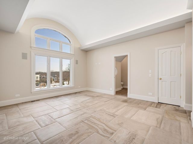 20 Natoma Drive, Oak Brook, IL 60523