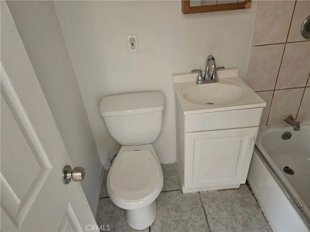 2438 E 114th, Los Angeles, CA 90059