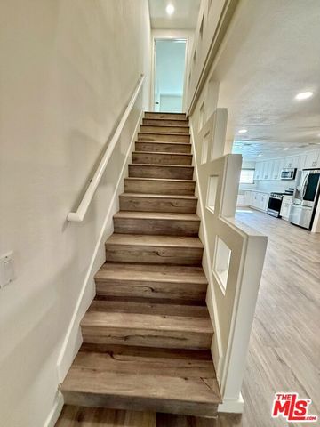 10215 Variel Avenue 25, Chatsworth (los Angeles), CA 91311