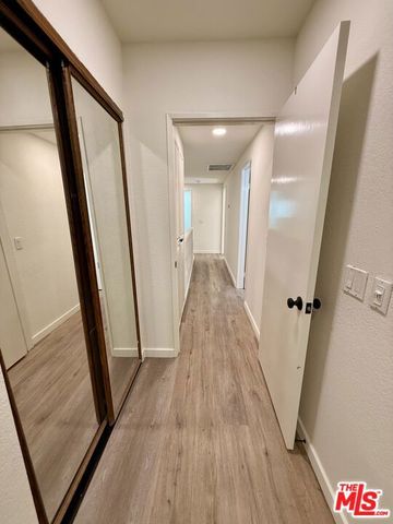 10215 Variel Avenue 25, Chatsworth (los Angeles), CA 91311