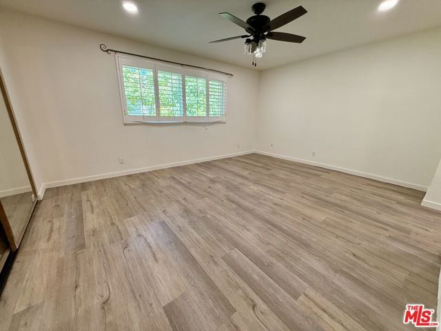 10215 Variel Avenue 25, Chatsworth (los Angeles), CA 91311