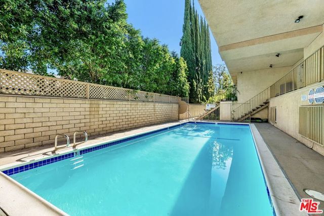 10215 Variel Avenue 25, Chatsworth (los Angeles), CA 91311