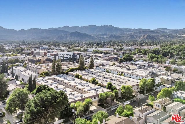 10215 Variel Avenue 25, Chatsworth (los Angeles), CA 91311