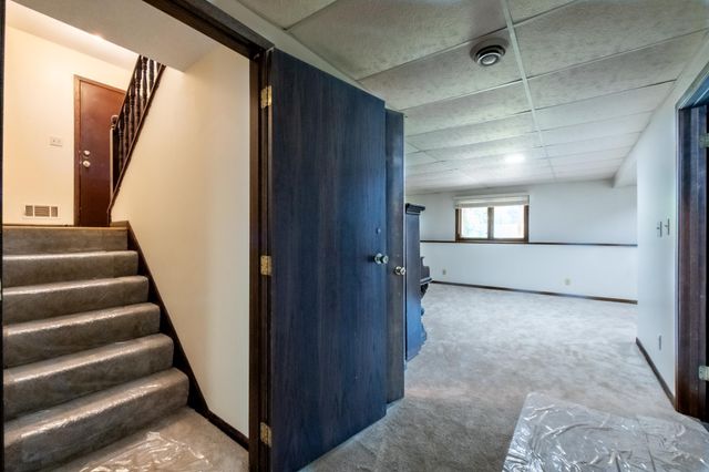 8106 Groveland Road, Mounds View, MN 55112
