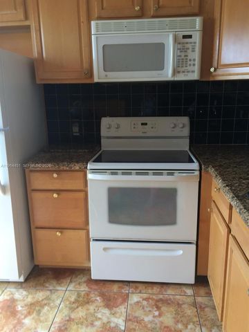 609 NE 14th Ave 706, Hallandale Beach, FL 33009