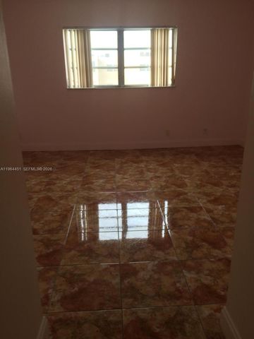 609 NE 14th Ave 706, Hallandale Beach, FL 33009