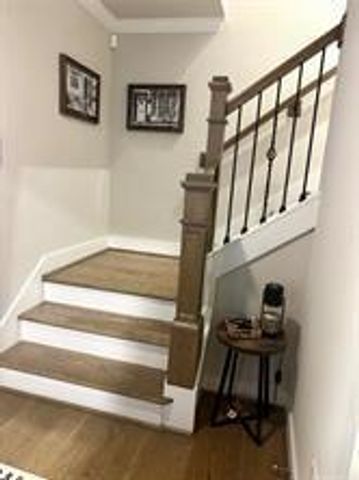 1315 W 24th Street B, Houston, TX 77008