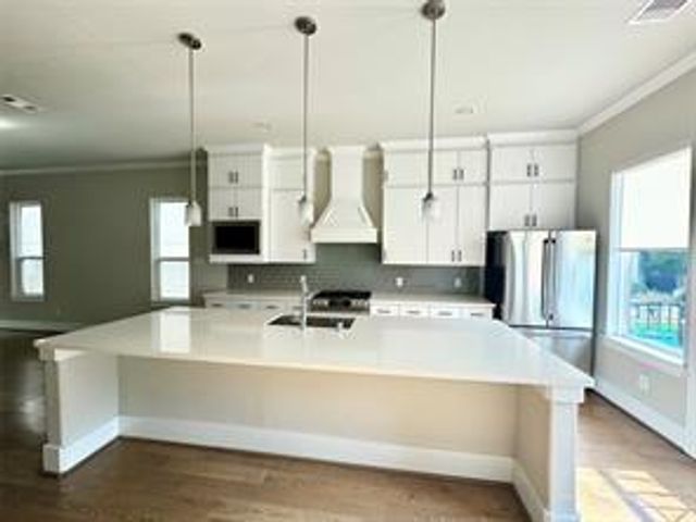 1315 W 24th Street B, Houston, TX 77008