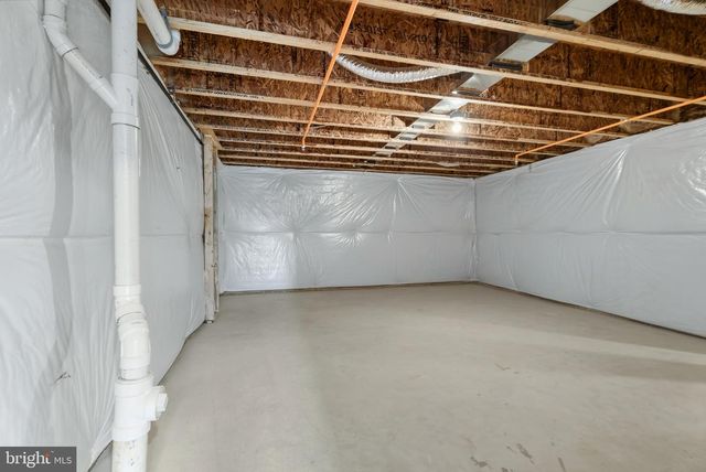 8 COMES RIDGE CT, Rosedale, MD 21237