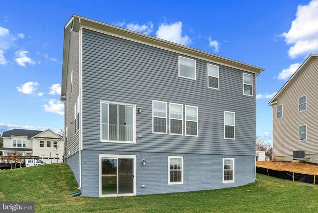 8 COMES RIDGE CT, Rosedale, MD 21237