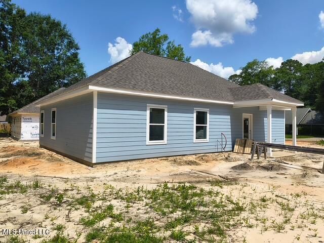 3121 Seahorse Road, Gautier, MS 39553