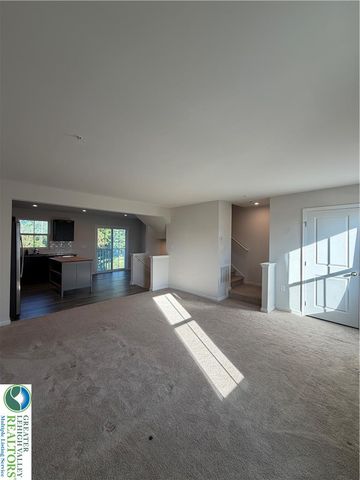 2126 Cross Country Road, Northampton Boro, PA 18067