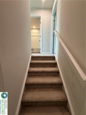 2126 Cross Country Road, Northampton Boro, PA 18067