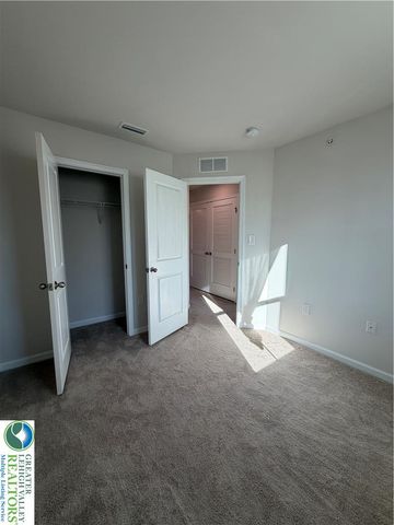 2126 Cross Country Road, Northampton Boro, PA 18067