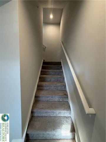 2126 Cross Country Road, Northampton Boro, PA 18067