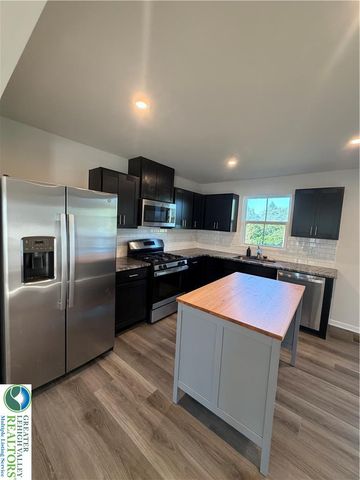 2126 Cross Country Road, Northampton Boro, PA 18067