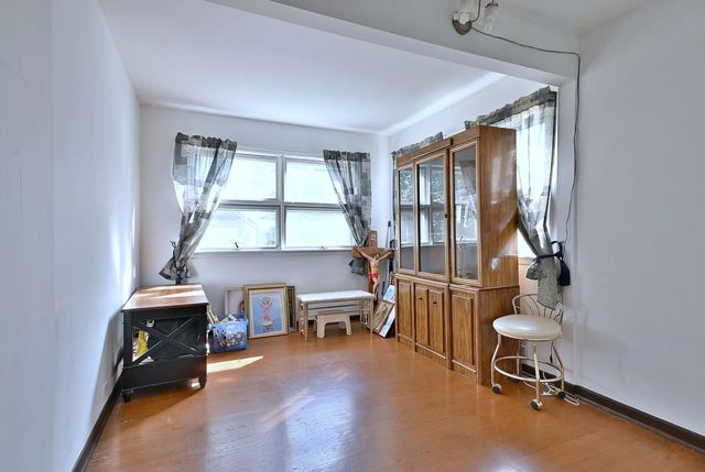 322 S WALNUT Street, Bensenville, IL 60106