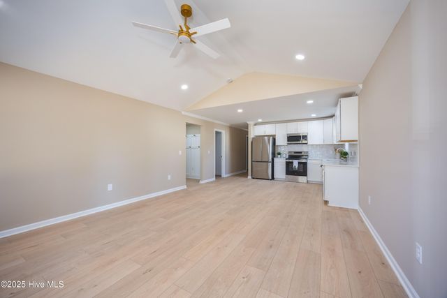 302 S West Street, Roseboro, NC 28382