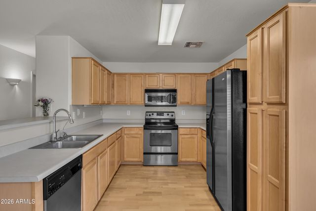 5440 S DOVE Valley, Buckeye, AZ 85326