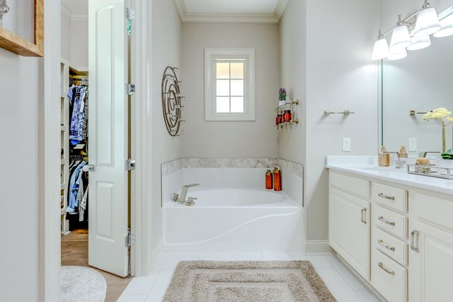 1108 Kennesaw Blvd, Gallatin, TN 37066