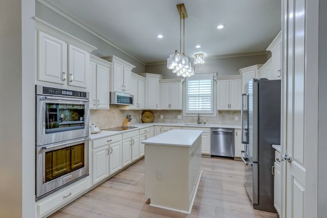 1108 Kennesaw Blvd, Gallatin, TN 37066