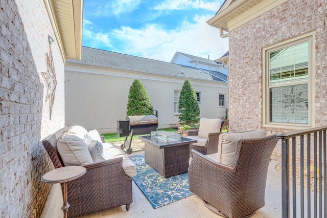 1108 Kennesaw Blvd, Gallatin, TN 37066