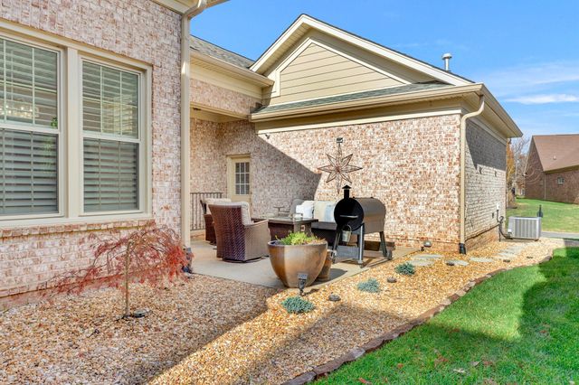 1108 Kennesaw Blvd, Gallatin, TN 37066