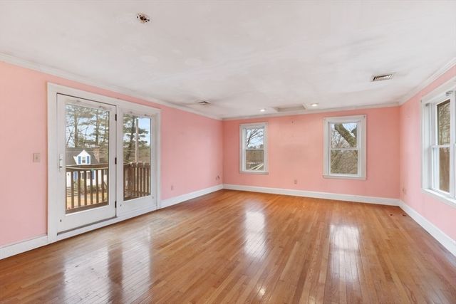 45 Longview Road, Reading, MA 01867