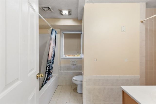 45 Longview Road, Reading, MA 01867