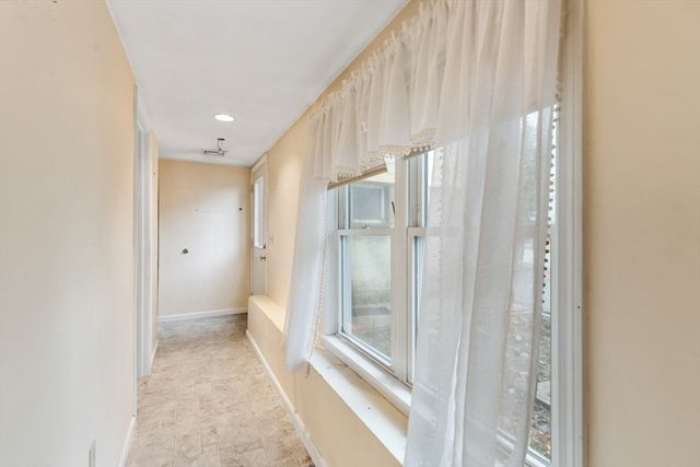 45 Longview Road, Reading, MA 01867