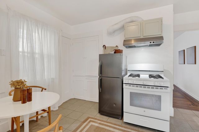 3006 14Th Ave, Oakland, CA 94602