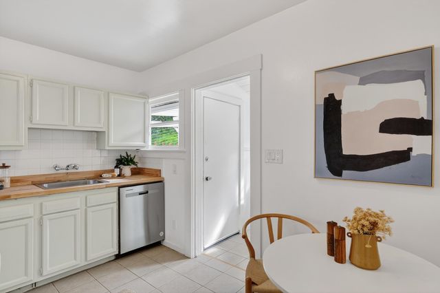 3006 14Th Ave, Oakland, CA 94602