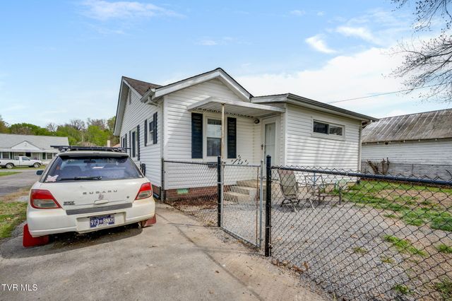 1504 Miller Street, Kingsport, TN 37664