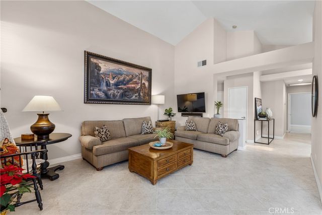 17 Spicewood, Aliso Viejo, CA 92656