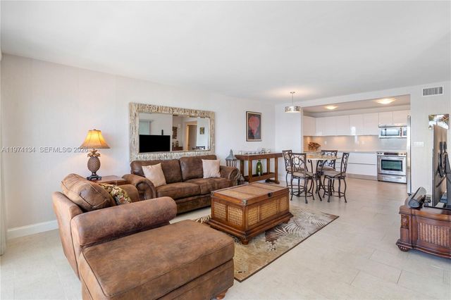 2100 S OCEAN DR 11J, Fort Lauderdale, FL 33316