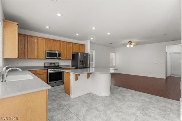 9123 Weeping Hollow Avenue, Las Vegas, NV 89178