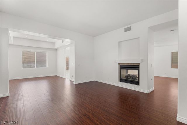 9123 Weeping Hollow Avenue, Las Vegas, NV 89178