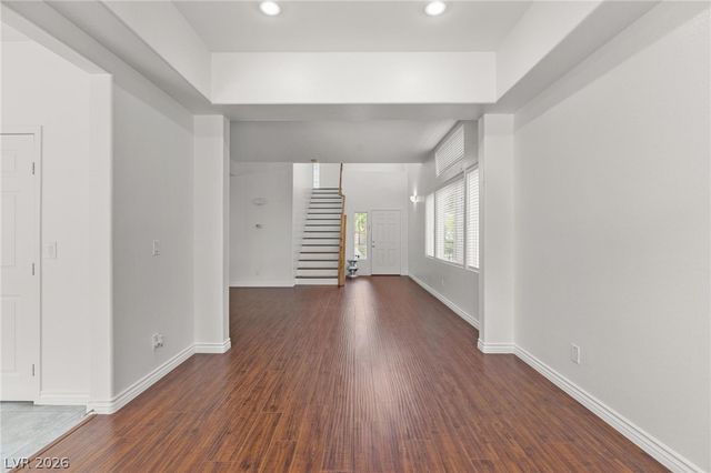 9123 Weeping Hollow Avenue, Las Vegas, NV 89178