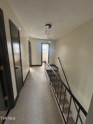 500 West F Street B, Elizabethton, TN 37643