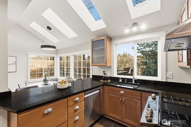 1526 7th Street, Kirkland, WA 98033