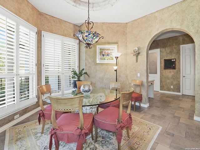 1806 Far Niente, San Antonio, TX 78258